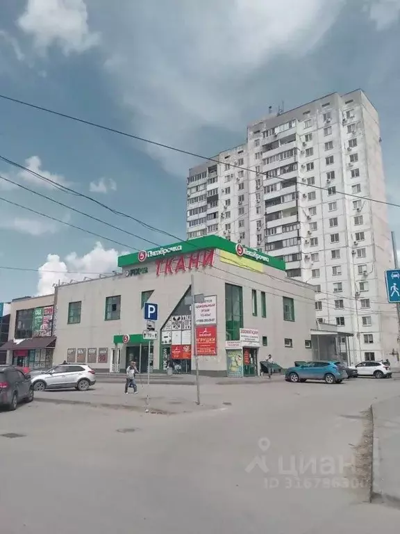 Торговая площадь в Волгоградская область, Волгоград ул. 8-й Воздушной ... - Фото 1