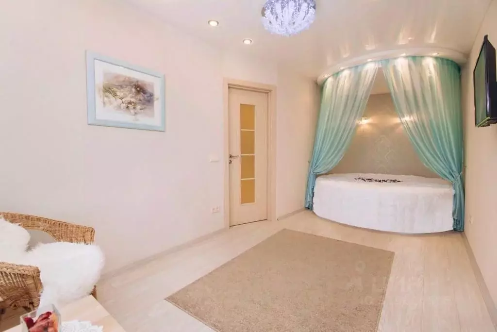 1-к кв. Свердловская область, Екатеринбург ул. Щорса, 103 (42.0 м) - Фото 1