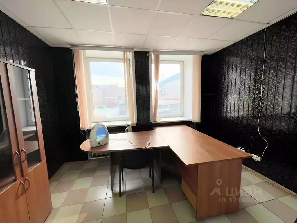 Офис в Свердловская область, Екатеринбург ул. Альпинистов, 57Р (24 м) - Фото 1