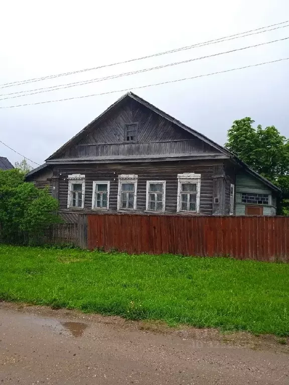 Дом в Новгородская область, Валдайский район, Едровское с/пос, с. ... - Фото 0