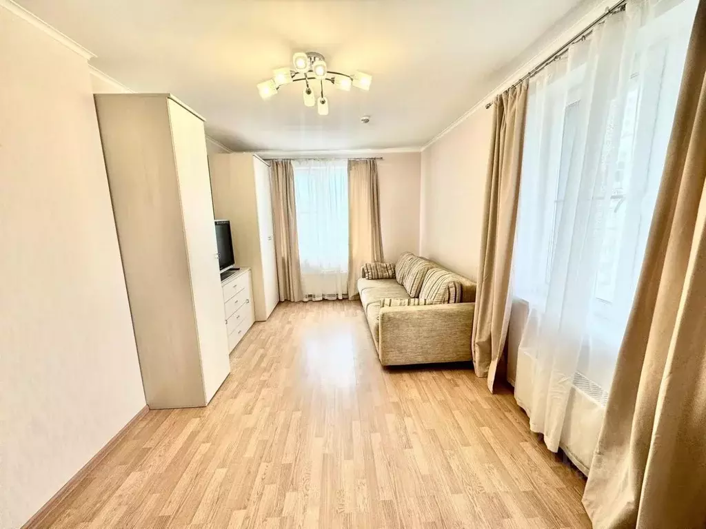 2-к кв. Москва Ярцевская ул., 33к1 (60.0 м) - Фото 0