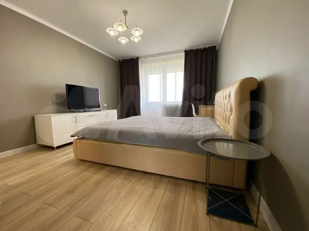 1-к. квартира, 45 м, 9/10 эт. - Фото 0