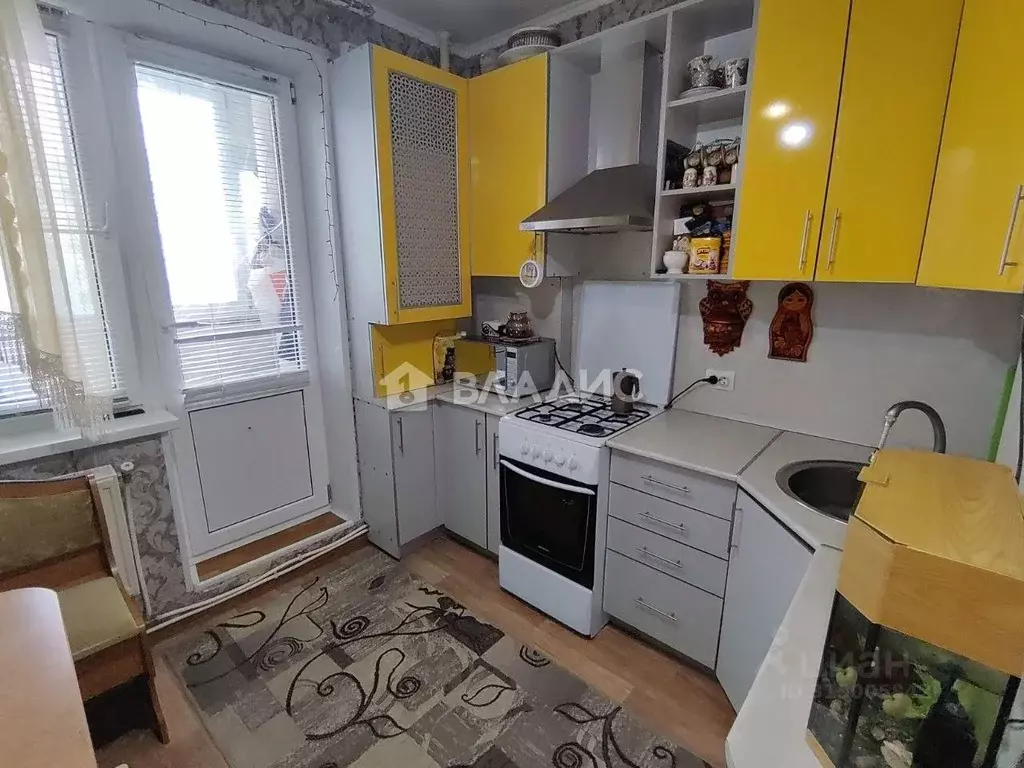 1-к кв. Белгородская область, Белгород ул. Есенина, 54 (33.4 м) - Фото 0