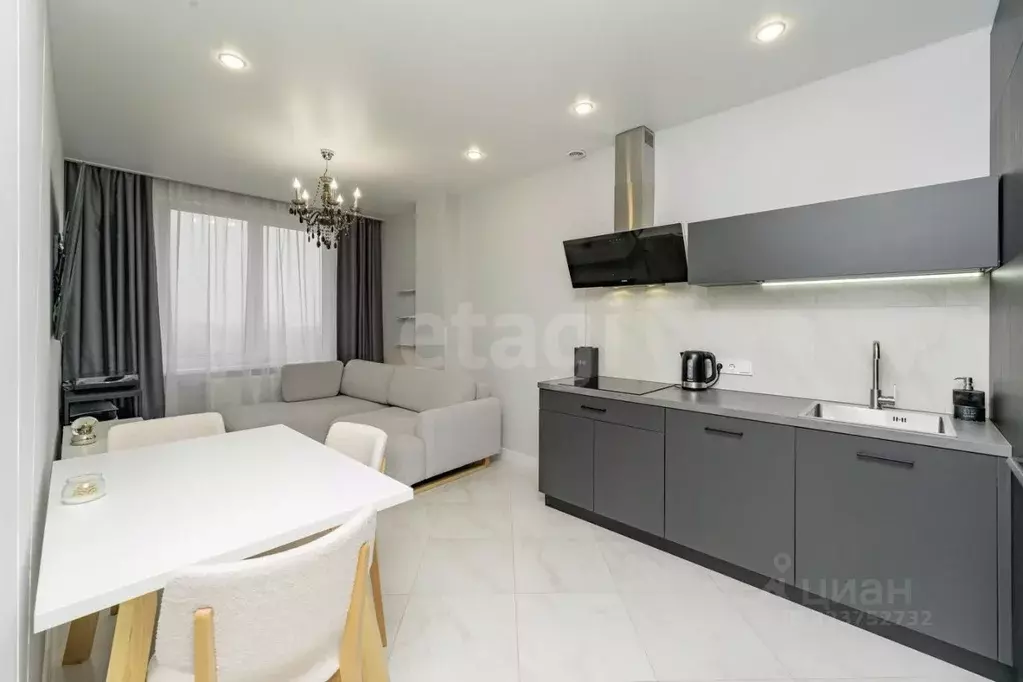 2-к кв. Пермский край, Пермь ул. Карла Модераха, 8 (44.9 м) - Фото 1