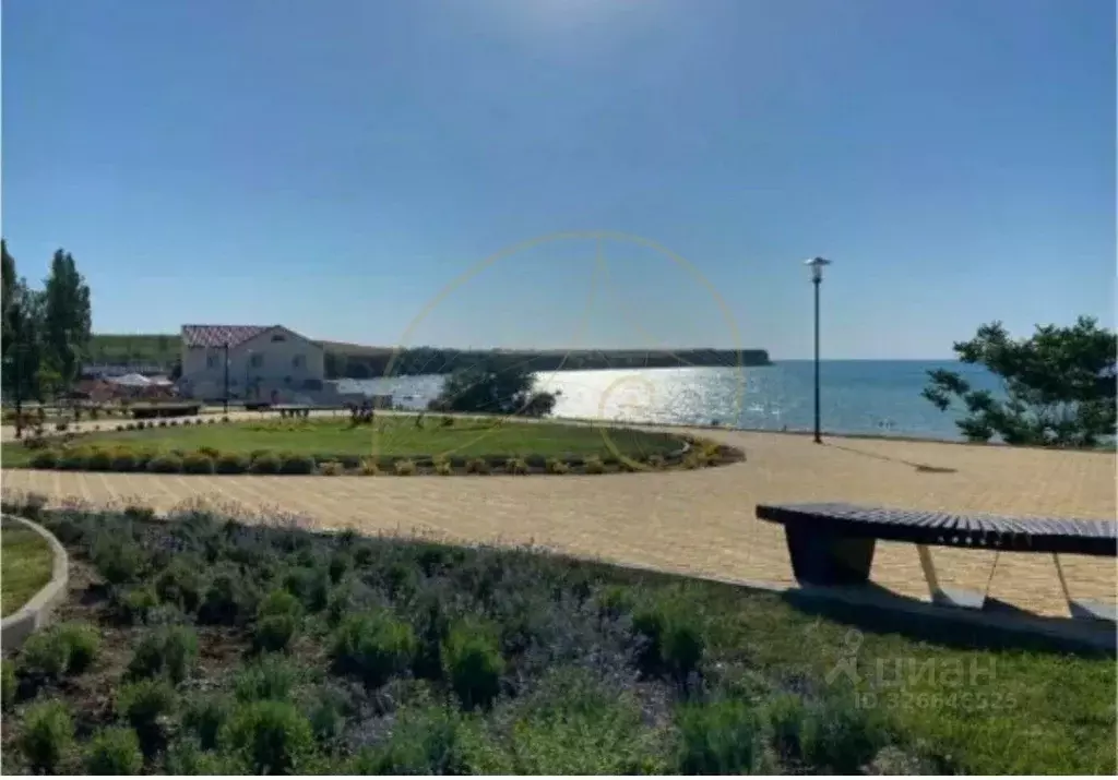 Участок в Крым, Бахчисарайский район, с. Угловое ул. Гагарина, 65 (6.0 ... - Фото 2