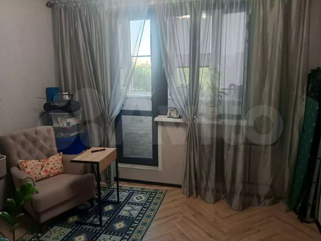 1-к. квартира, 40 м, 4/17 эт. - Фото 1