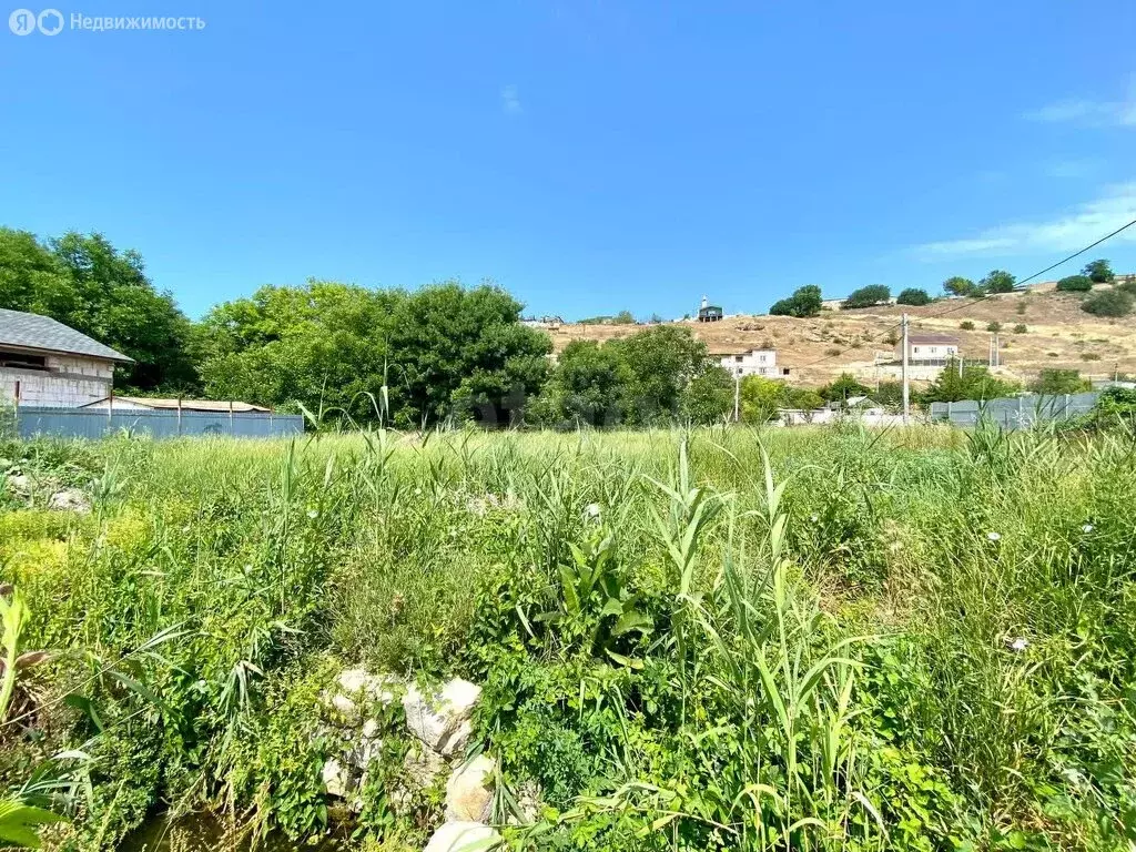 Участок в Севастополь, Батарейная улица (5.86 м) - Фото 0