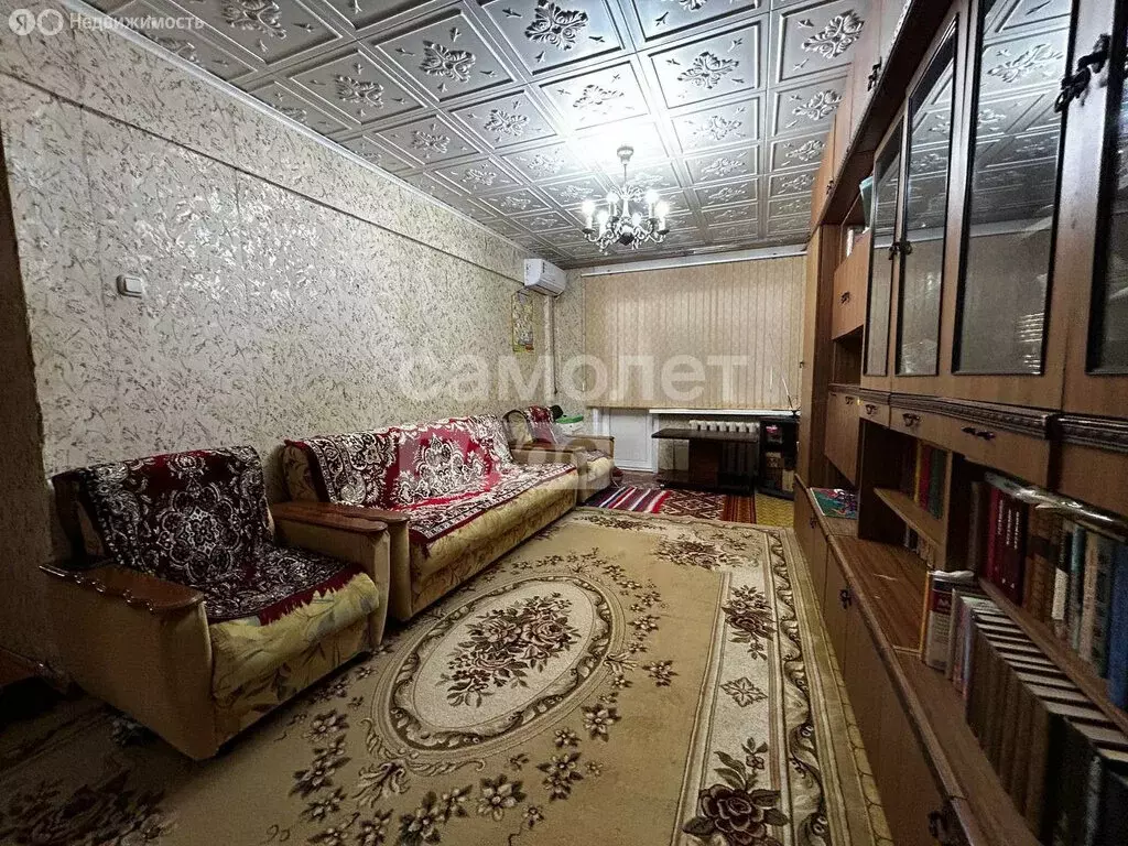 3-комнатная квартира: Астрахань, улица Яблочкова, 5 (60.4 м) - Фото 0