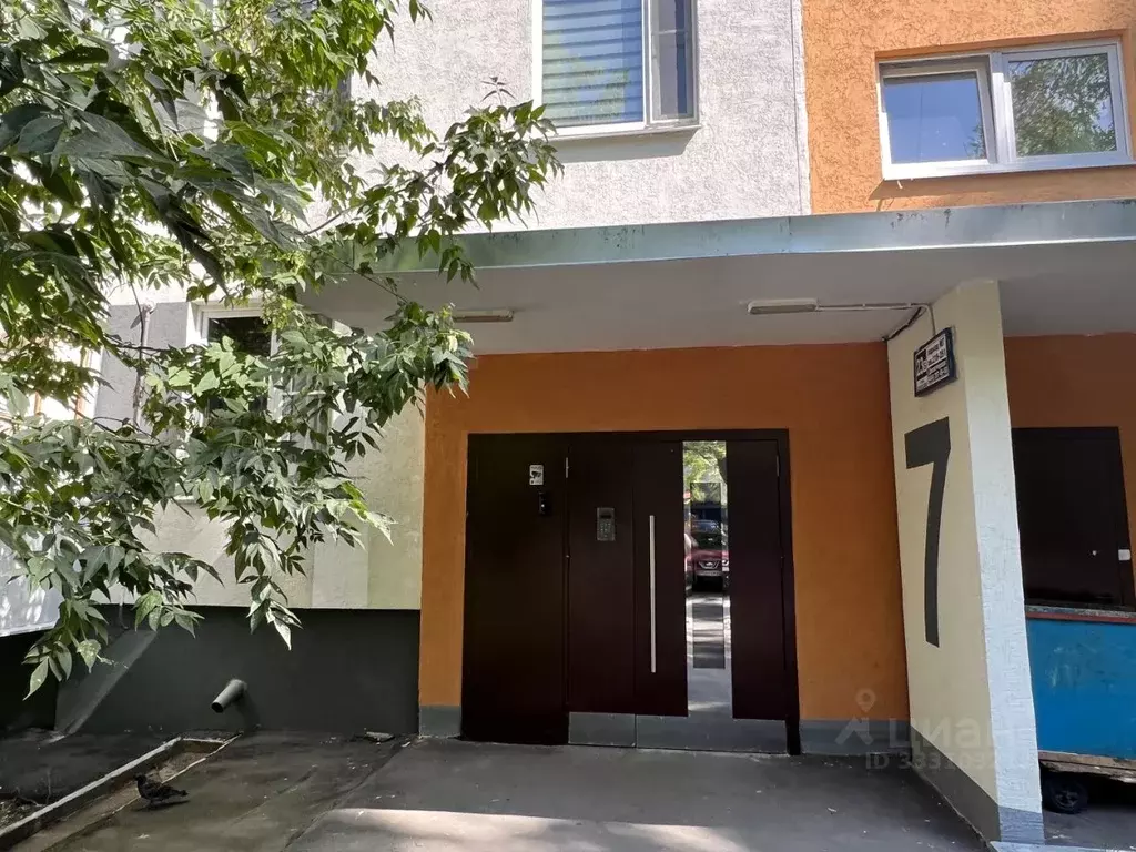 2-к кв. Москва ул. Коненкова, 23Б (42.5 м) - Фото 2