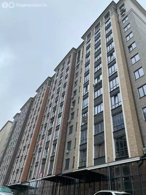2-комнатная квартира: Нальчик, улица Героя России Т.М. Тамазова, 3 (92 ... - Фото 0