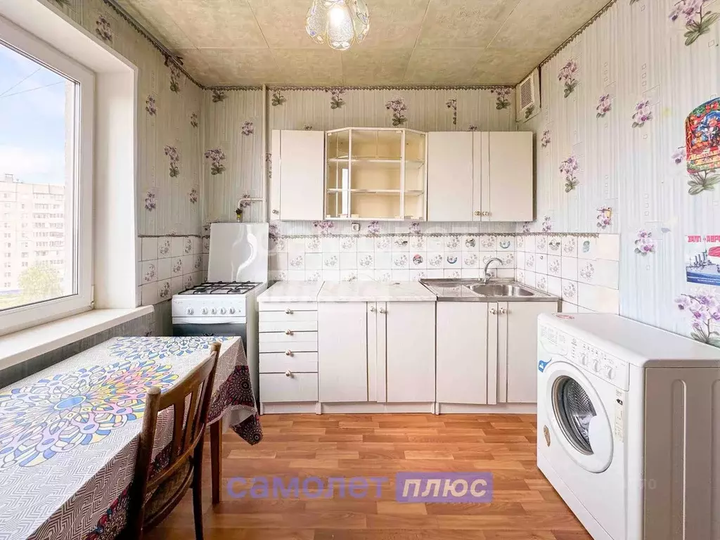 1-к кв. Чувашия, Чебоксары бул. Анатолия Миттова, 10 (33.9 м) - Фото 0