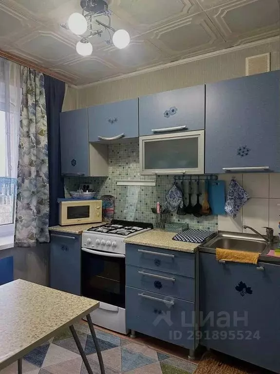 1-к кв. Волгоградская область, Камышин Фабричная ул., 38 (32.0 м) - Фото 0