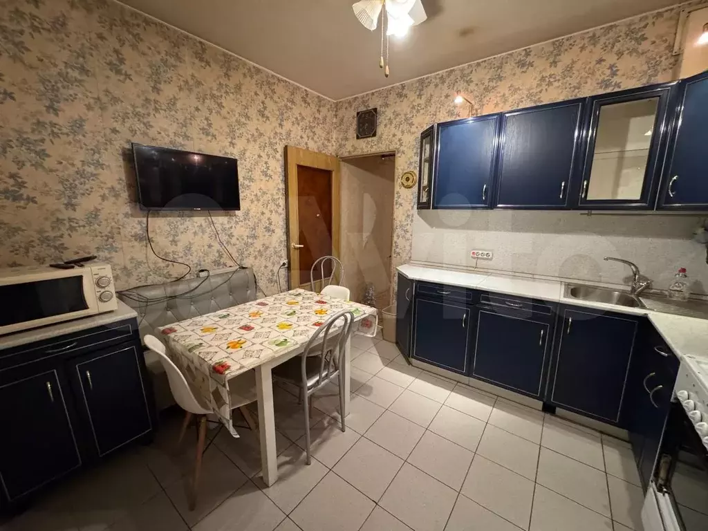 Комната 18 м в 3-к., 6/22 эт. - Фото 0