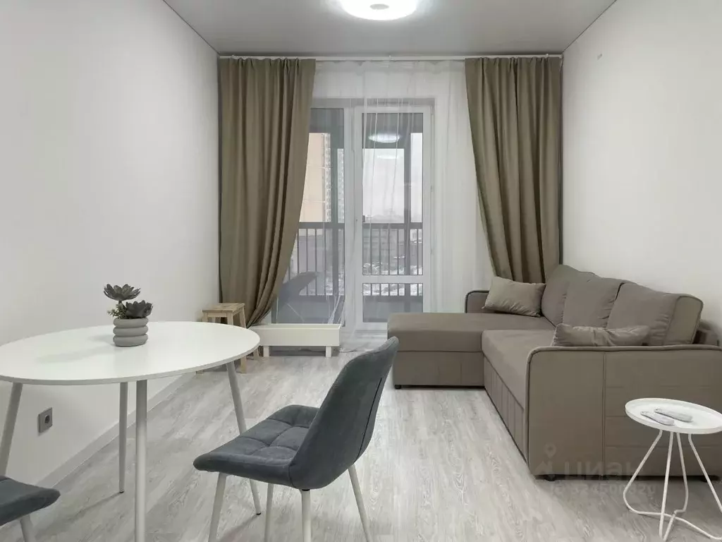 Студия Санкт-Петербург Дальневосточный просп., 23 (26.0 м) - Фото 1