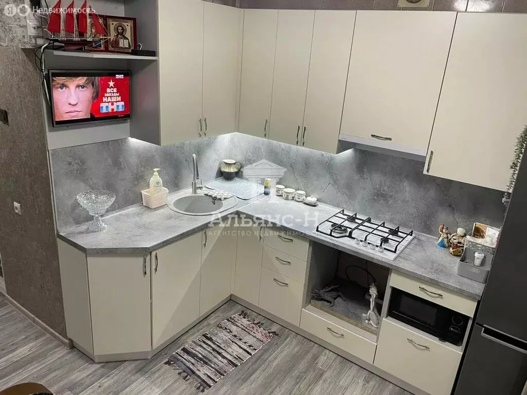 1-комнатная квартира: Азов, улица Чехова, 8 (37 м) - Фото 0
