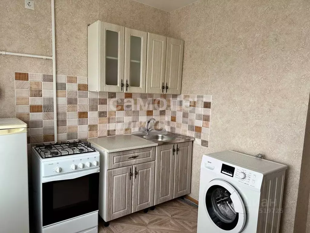 1-к кв. Омская область, Омск ул. 70 лет Октября, 22 (37.6 м) - Фото 1