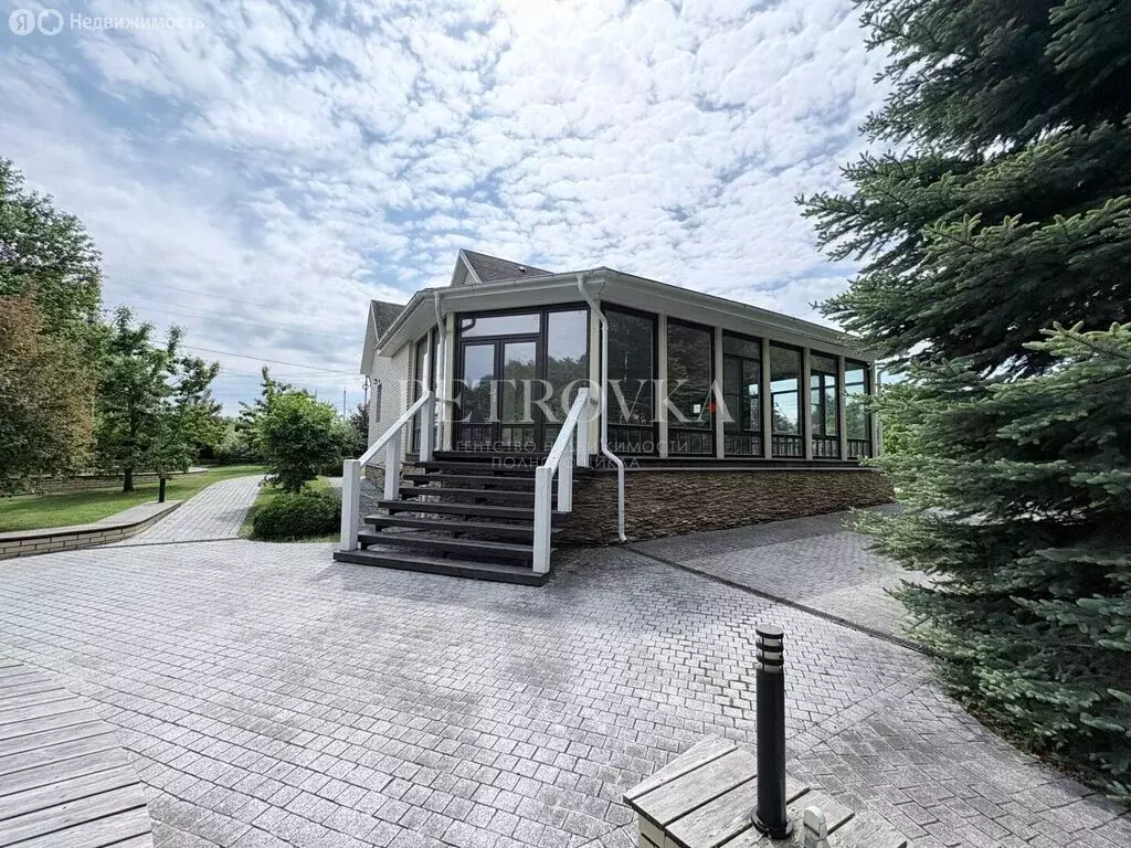 Дом в Калужская область, Тарусский муниципальный округ, село ... - Фото 1