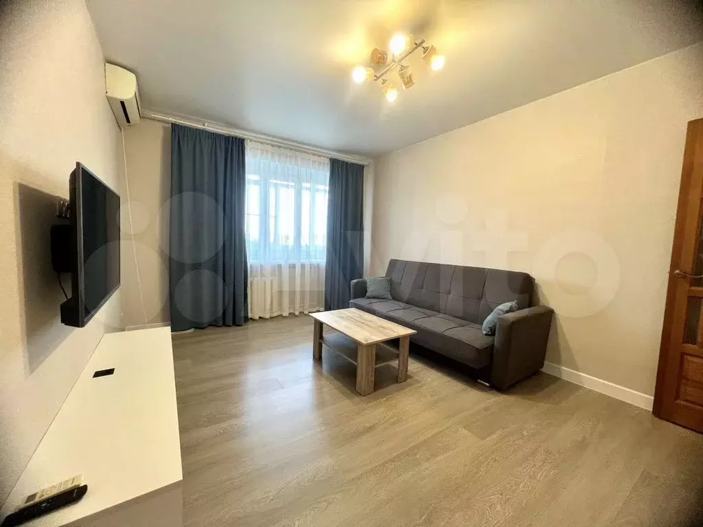 2-к. квартира, 60 м, 3/10 эт. - Фото 0