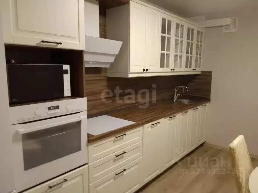 2-к кв. Удмуртия, Ижевск ул. Архитектора П.П. Берша, 4 (56.4 м) - Фото 1