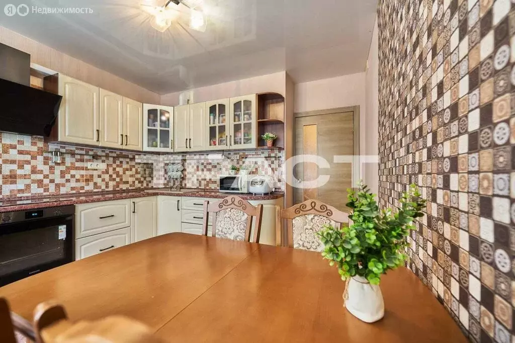 3-комнатная квартира: Воронеж, улица Ломоносова, 78 (81.8 м) - Фото 1