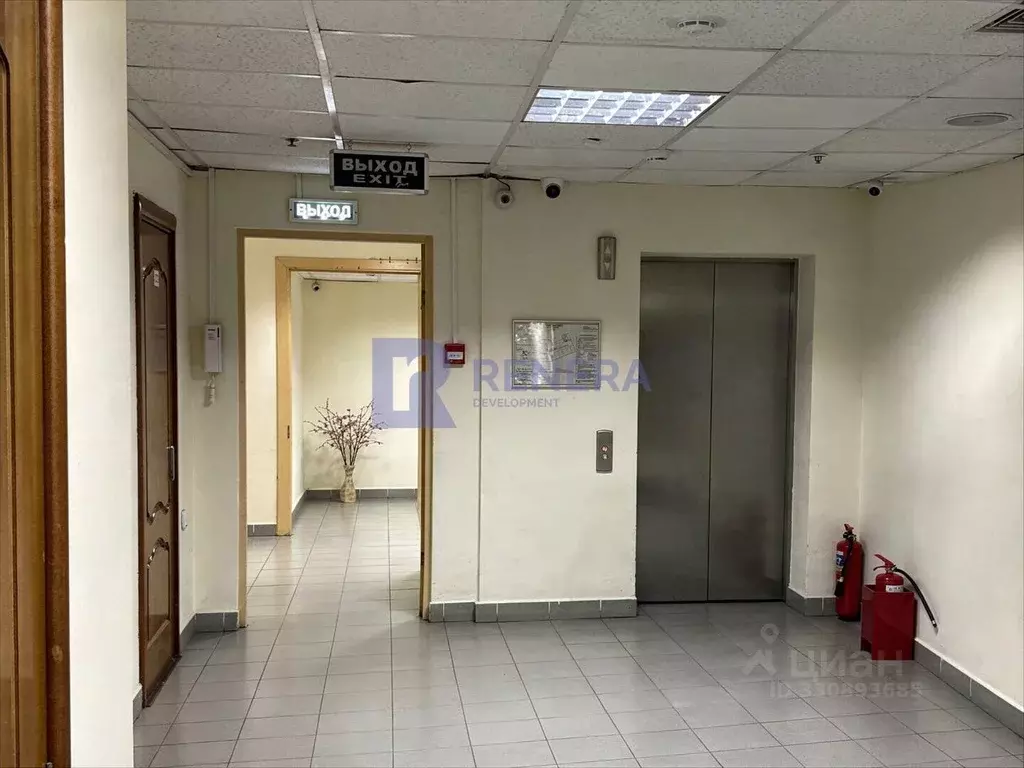 Помещение свободного назначения в Москва Краснобогатырская ул., 13 (27 ... - Фото 1