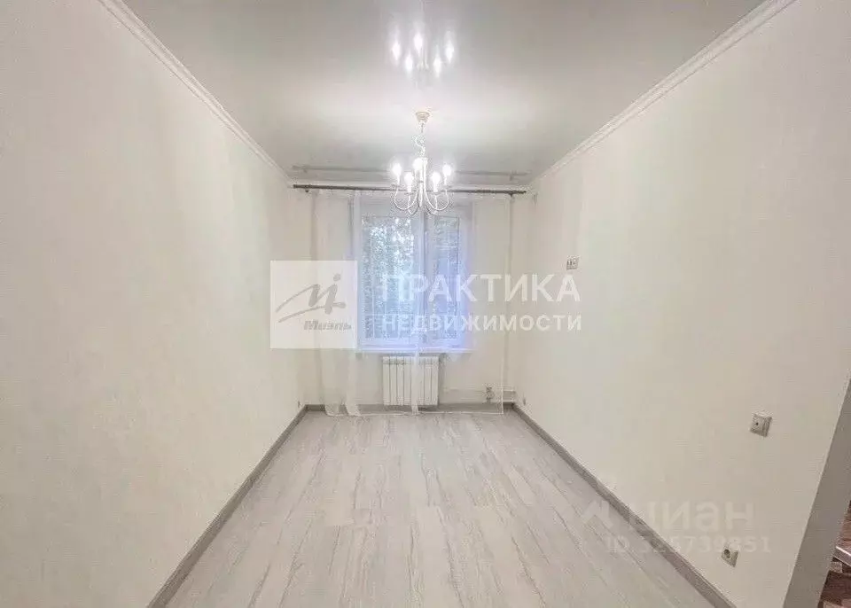 3-к кв. Москва Днепропетровская ул., 35К1 (58.8 м) - Фото 1