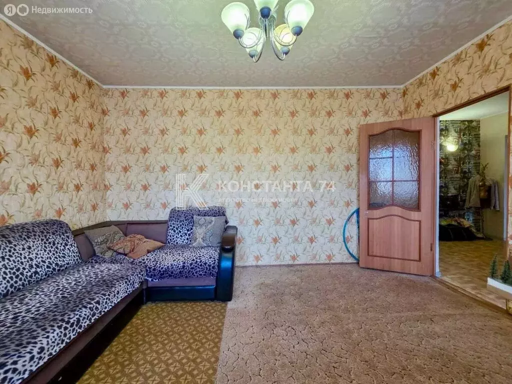 3-комнатная квартира: Миасс, проспект Октября, 53 (63.2 м) - Фото 1