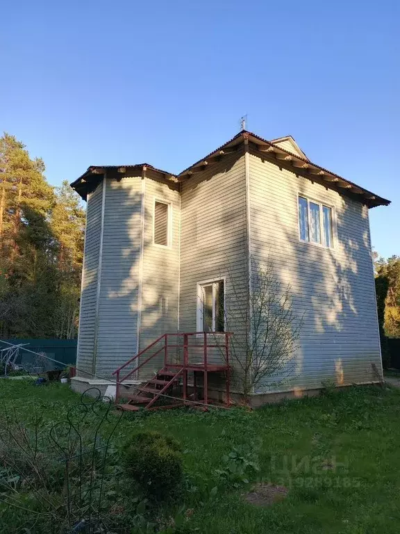 Дом в Ленинградская область, Гатчинский район, Вырица городской ... - Фото 1