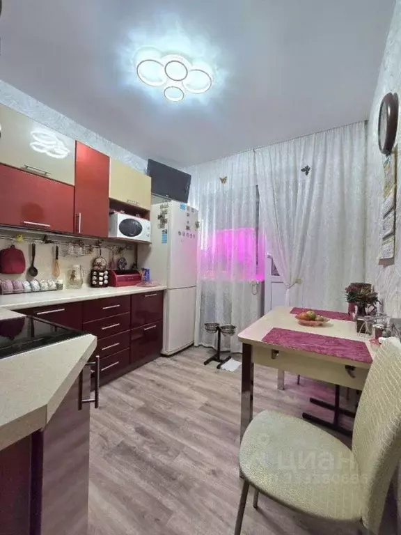 2-к кв. Мурманская область, Мурманск ул. Свердлова, 82 (49.4 м) - Фото 1