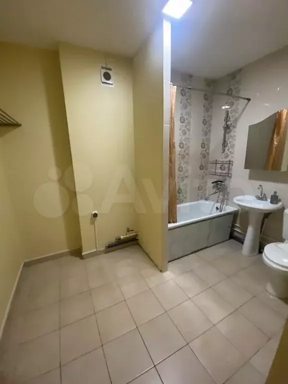 3-к. квартира, 92 м, 14/18 эт. - Фото 0