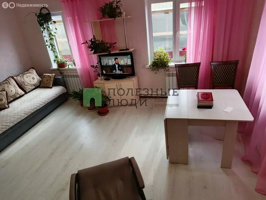 Дом в село Красный Бор, Трудовая улица (100 м) - Фото 2