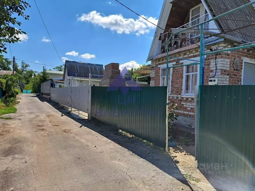 Дом в Ростовская область, Волгодонск Коммунальник СНТ, ул. 7-я Линия, ... - Фото 1