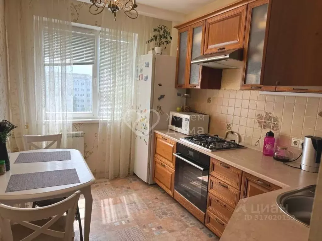 2-к кв. Волгоградская область, Волгоград бул. Энгельса, 10 (50.4 м) - Фото 0