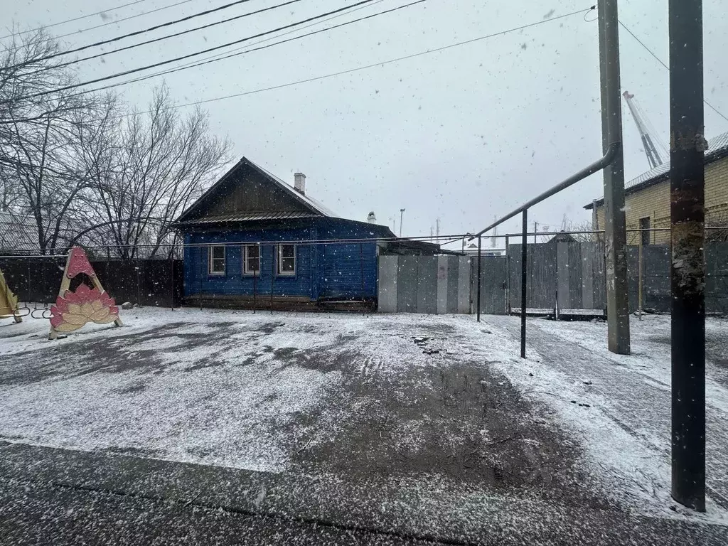 Дом в Астраханская область, Астрахань ул. Дзержинского, 64 (51 м) - Фото 2