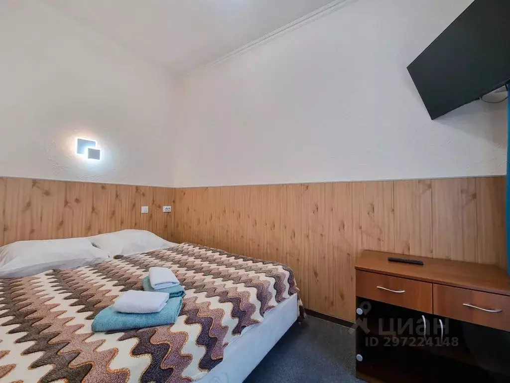 Комната Санкт-Петербург наб. Канала Грибоедова, 38 - Фото 1