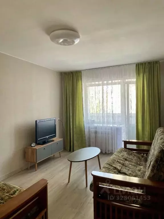 3-к кв. Кемеровская область, Кемерово ул. Рукавишникова, 3 (50.0 м) - Фото 2