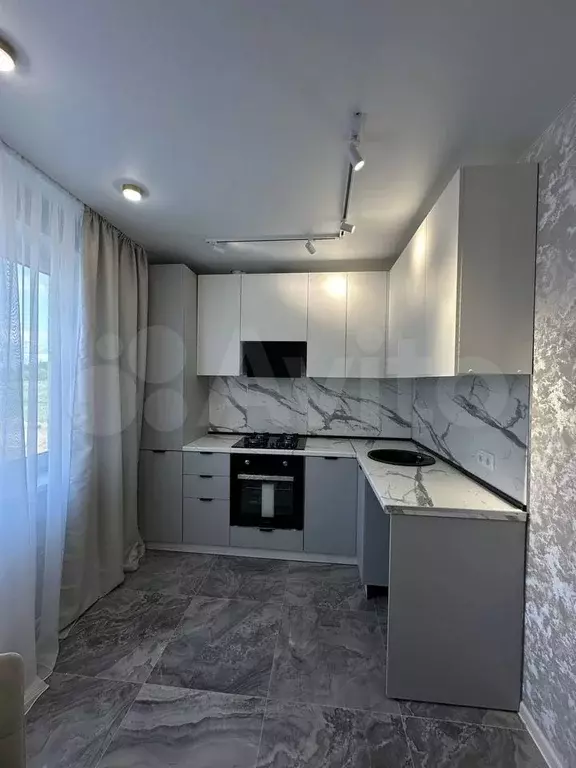 1-к. квартира, 36 м, 4/10 эт. - Фото 1
