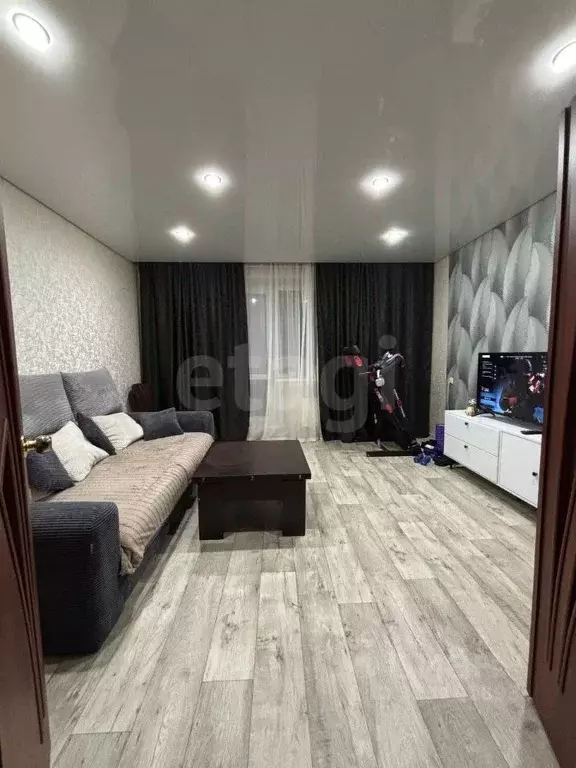 2-к кв. Челябинская область, Челябинск просп. Победы, 388Б (53.0 м) - Фото 1