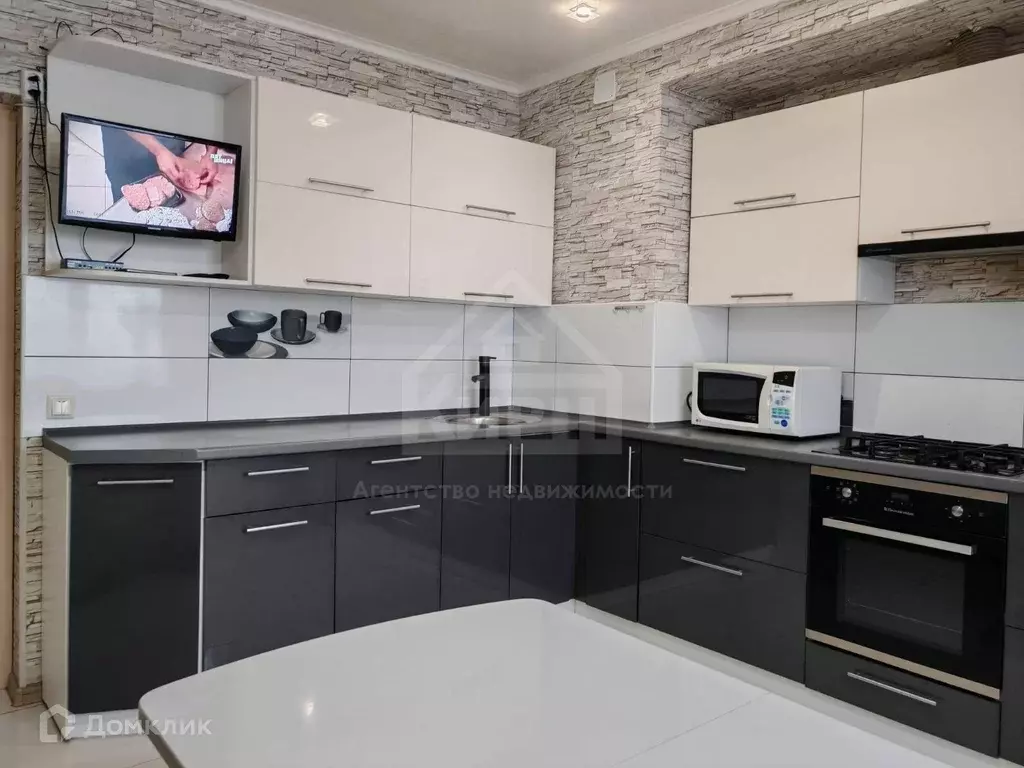 Продаётся 3-к квартира, 68 м - Фото 0