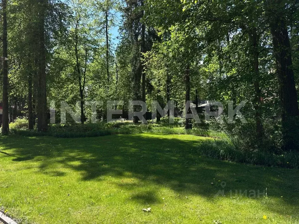 Участок в Московская область, Красногорск городской округ, с. ... - Фото 1