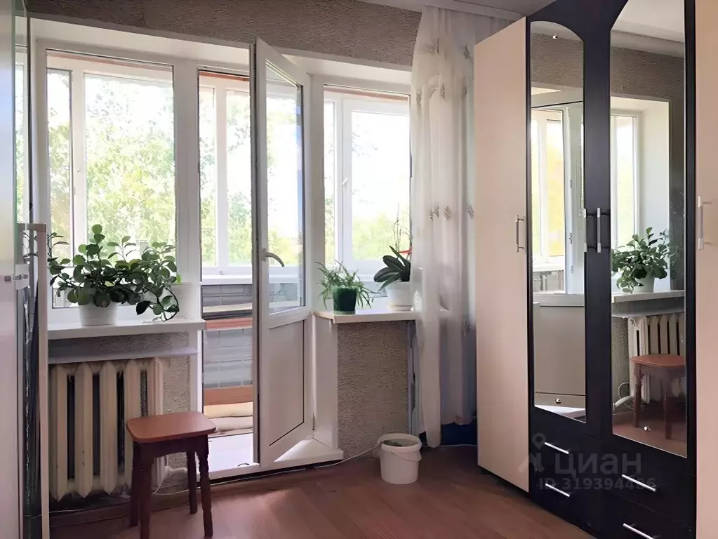 1-к кв. Тюменская область, Тюмень ул. Парфенова, 26 (32.0 м) - Фото 1