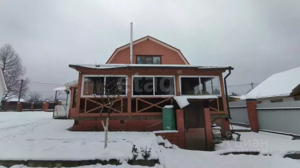 Дом в Ленинградская область, Киришский район, Будогощское городское ... - Фото 1