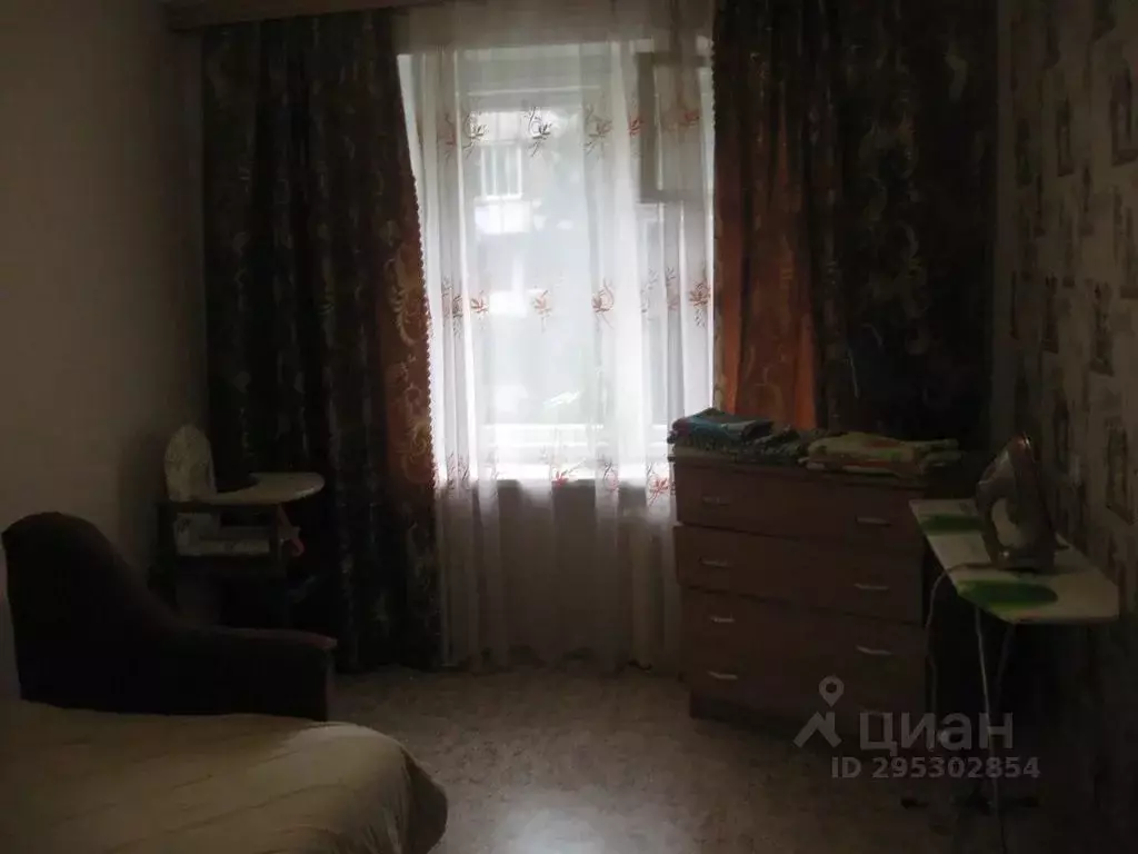 2-к кв. Брянская область, Брянск ул. Репина, 19 (42.0 м) - Фото 1