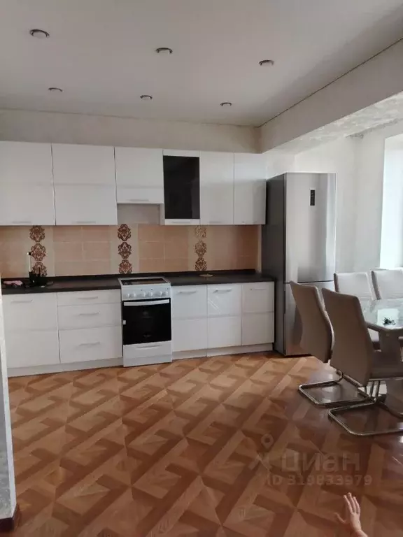 2-к кв. Хакасия, Абакан ул. Чертыгашева, 166 (52.0 м) - Фото 1