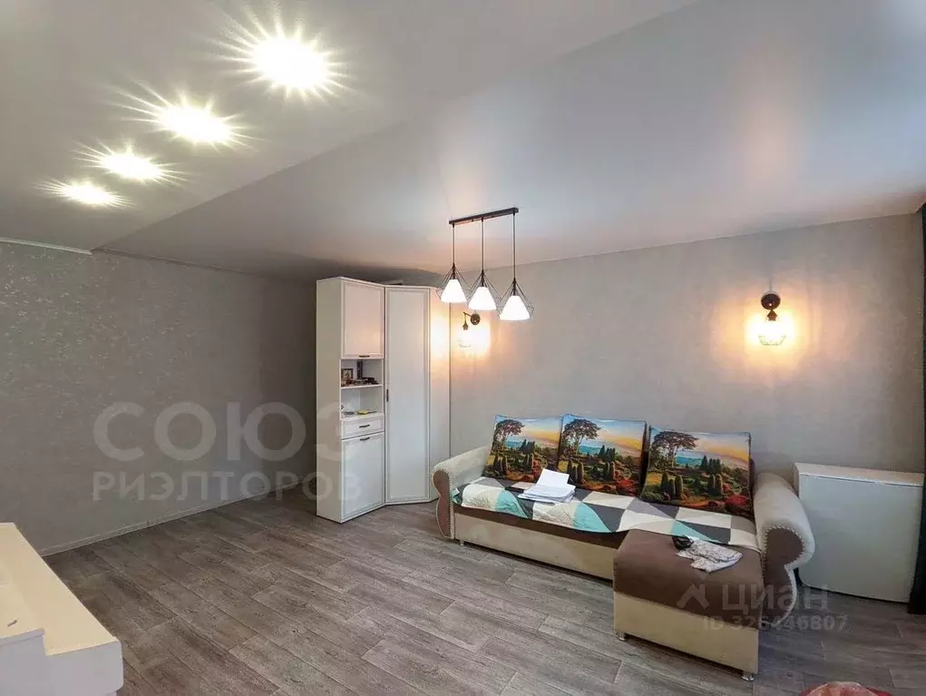 3-к кв. Волгоградская область, Волжский ул. Горького, 25 (55.5 м) - Фото 1