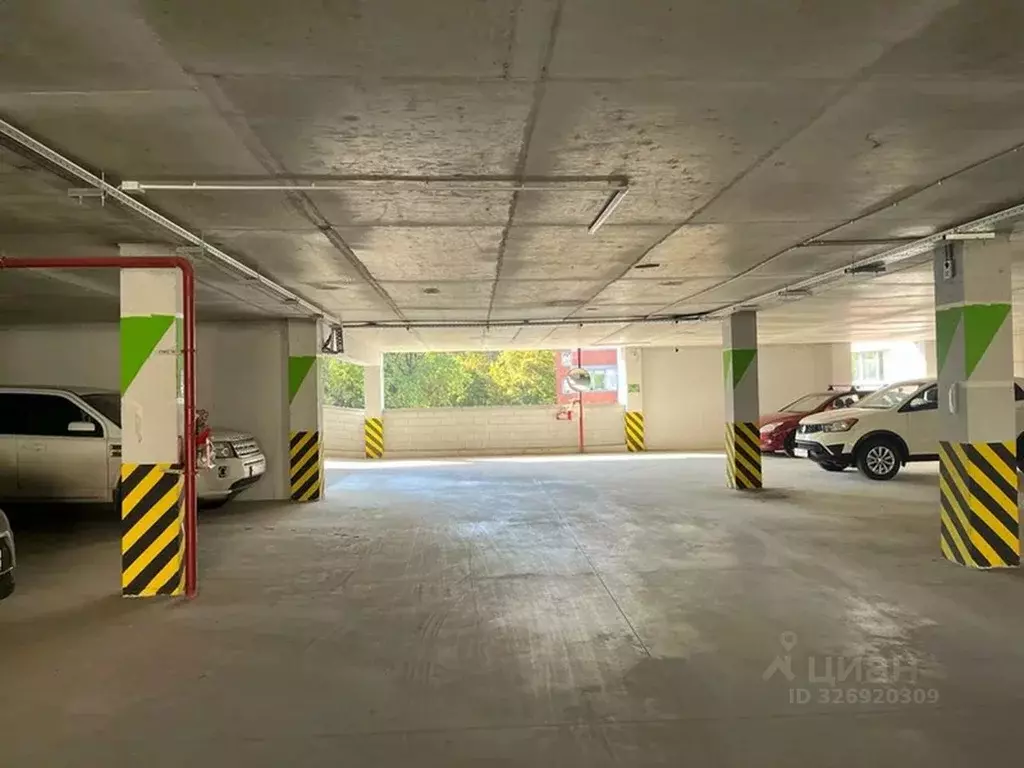 Гараж в Московская область, Одинцово Молодежная ул., 46с1 (30 м) - Фото 2