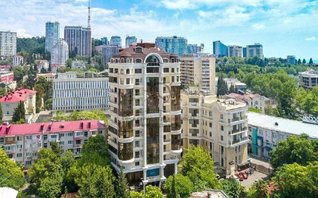 3-к. квартира, 140 м, 8/14 эт. - Фото 0