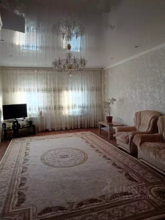 Дом в Омская область, Омск Порт-Артур мкр, ул. Черлакская (126 м) - Фото 1