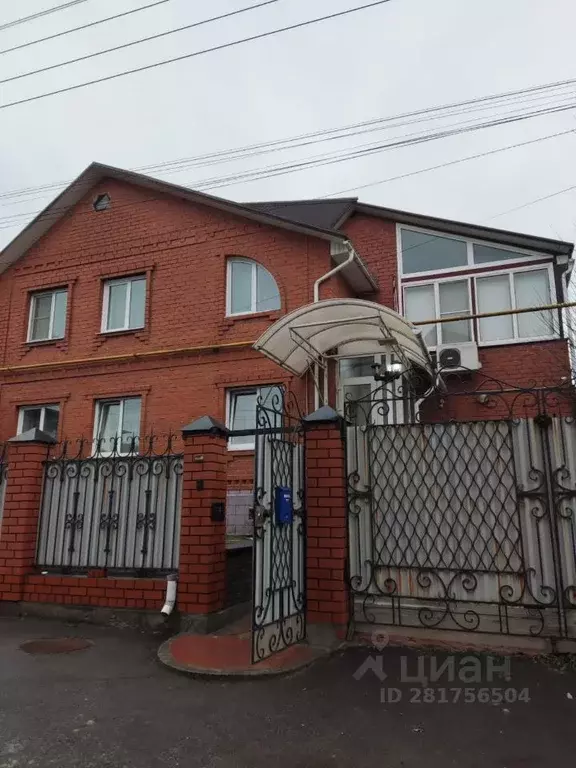 Коттедж в Белгородская область, Старый Оскол Рудная ул. (285 м) - Фото 1