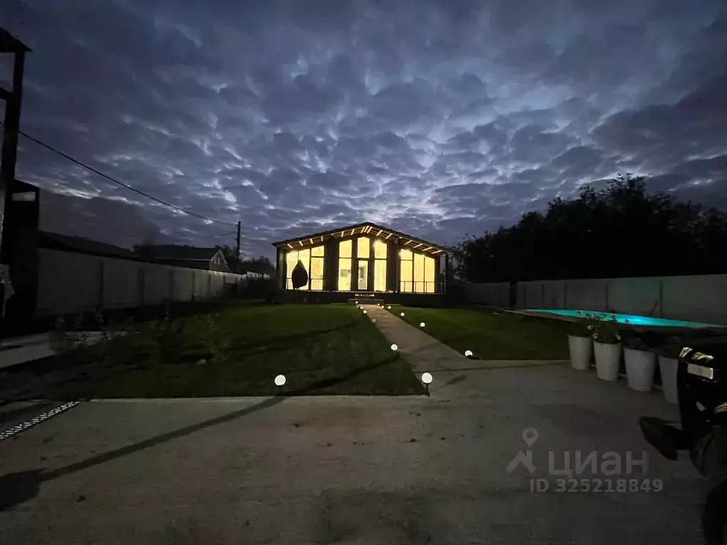 Дом в Самарская область, Волжский район, Лопатино с/пос, пос. ... - Фото 1